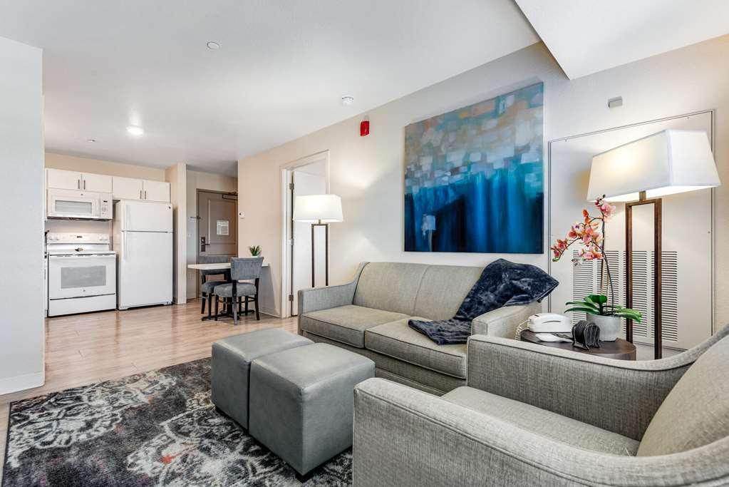 センテニアルParks Residential Denverアパートメント 部屋 写真